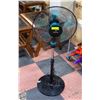 Image 1 : WESTINGHOUSE 16" 5 BLADE PEDESTAL FAN