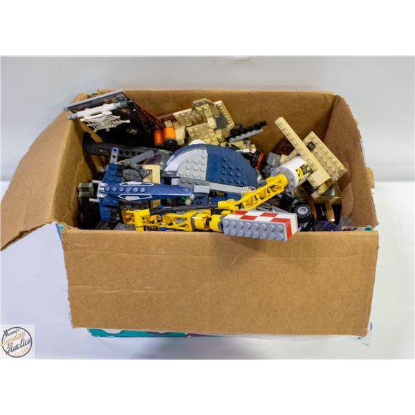 BOX OF ASSORTED LEGOS