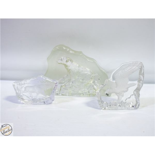 CRYSTAL GLASS PAPER WEIGHT