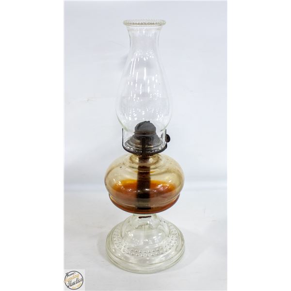 VINTAGE CLEAR GLASS OIL LAMP WITH HOBNAIL