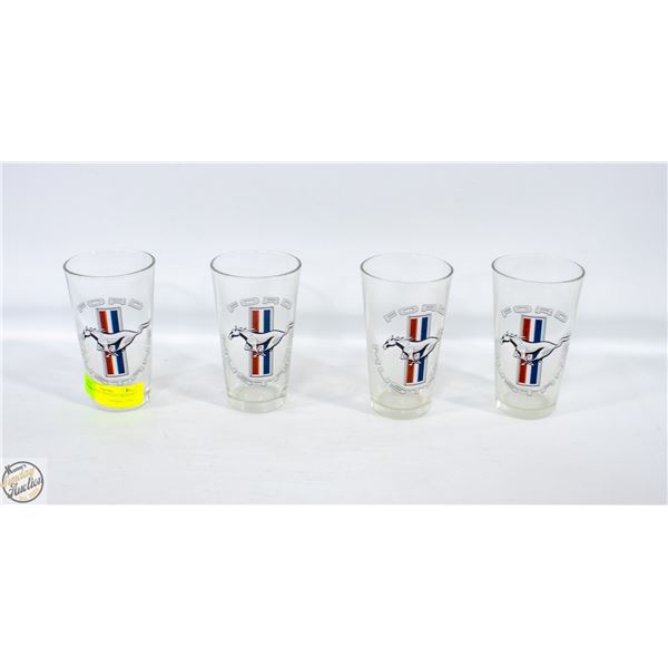 4 GLASS FORD MUSTANG DRINKING CUPS