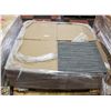 Image 1 : 645.72 SF - LOT OF LIGHT CARPET TILES (YAMUNA)