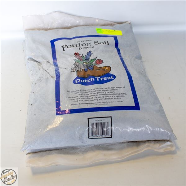 2 BAGS 10 L EACH OF POTTING SOIL – DUTCH TREAT