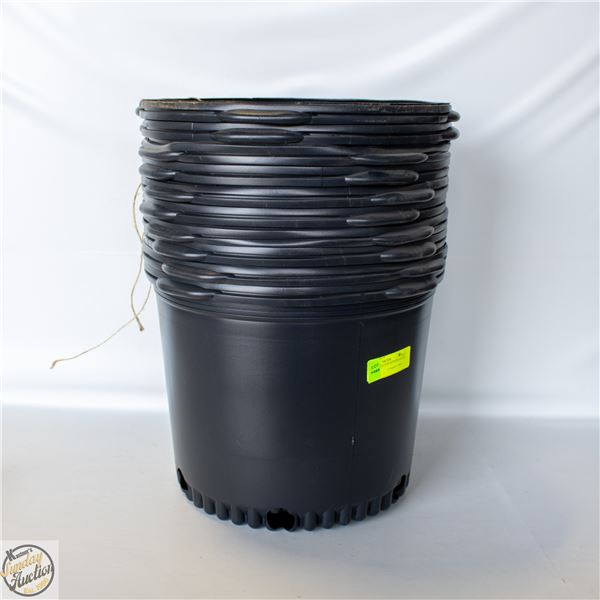 NEW 10 @ 7 GALLON WITH HANDLES POT