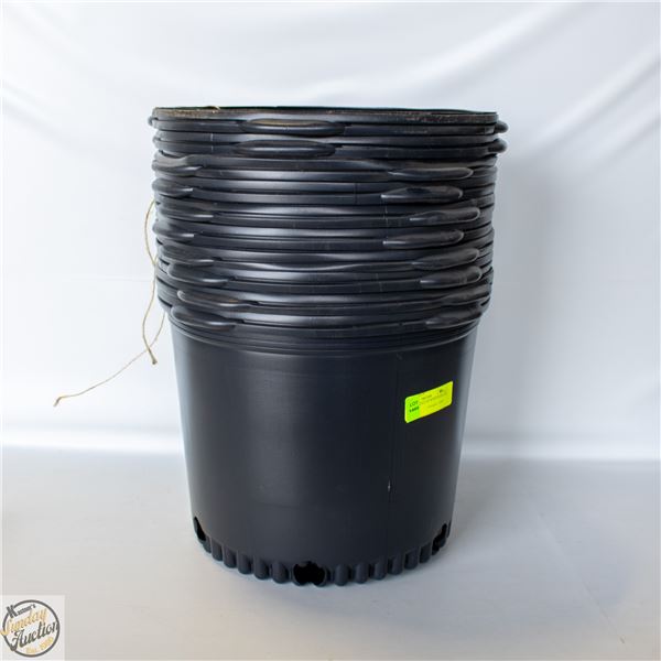 NEW 10 @ 7 GALLON WITH HANDLES POT