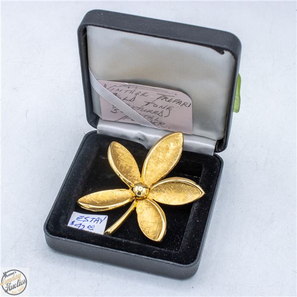 VINTAGE TRIAFARI 5 PETAL BROOCH