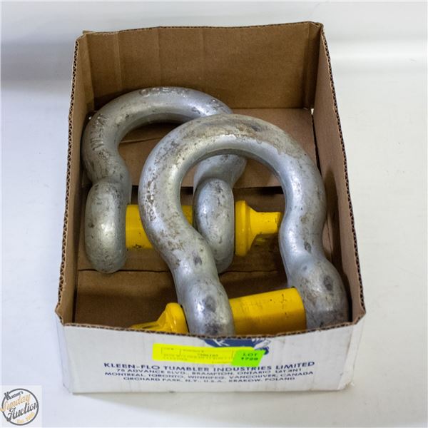 BOX W/ 2 OCEAN 12 TON 1 1/4" CLEVISES