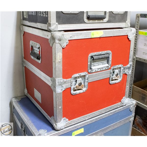 DURABLE SHIPPING CASE H18" W20" L19"