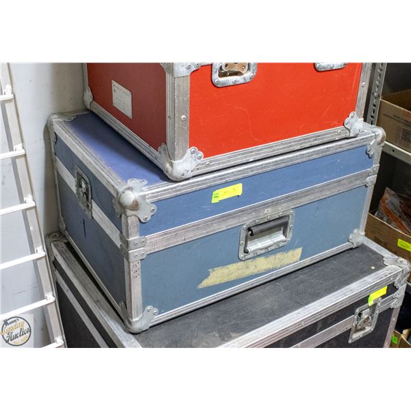 DURABLE SHIPPING CASE H13" W27" L19"