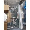 Image 6 : Bathroom Fixtures & Supplies Cat A