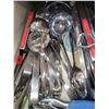 Image 12 : Kitchen Utensils Cat A