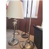 Image 4 : Lamps A