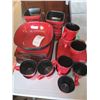 Image 1 : Hometrends Serving Set A