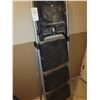 Image 1 : Step Ladder B