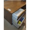 Image 2 : Desk Cat C