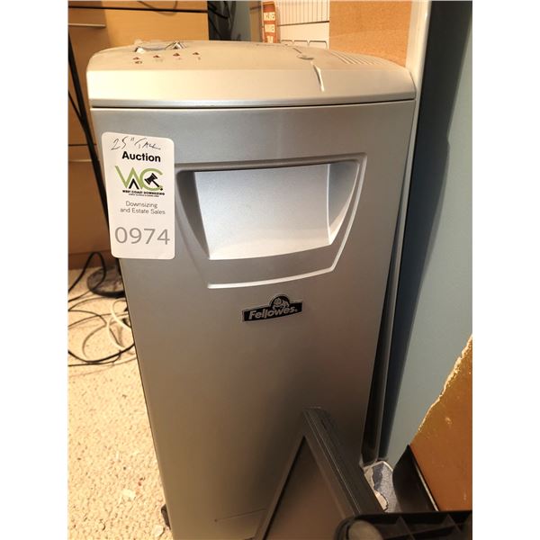 Fellowes DM17C Paper Shreder Cat B