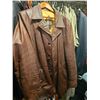 Image 15 : Men's Clothing Cat A
