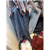 Image 19 : Men's Clothing Cat A