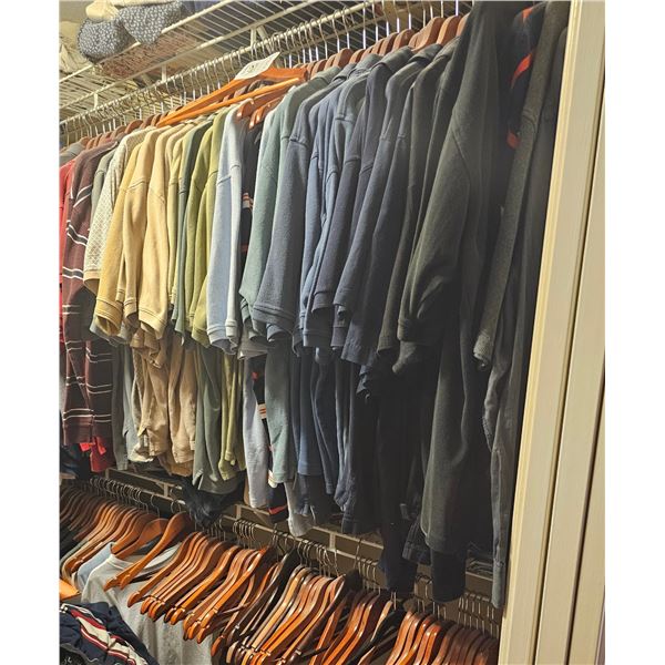 Men's Shirts & Wood Hangers Cat A