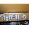 Image 6 : Bathroom Light & Curtain Rods B