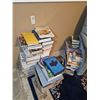 Image 1 : Books Cat B