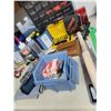 Image 7 : Tools and misc. Cat B