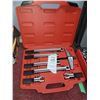 Image 1 : Bearing pullers tools. Cat B