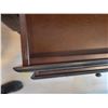 Image 4 : Hall Table C