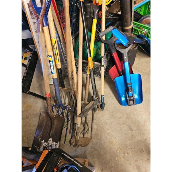Garden Tools D