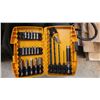 Image 3 : Makita, DeWalt, B&D Cat D