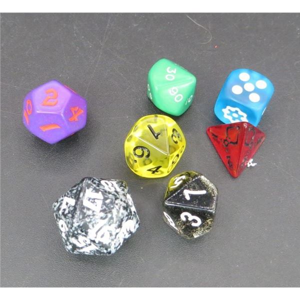 Lot of 7 New Roll playing Game RPG Dice