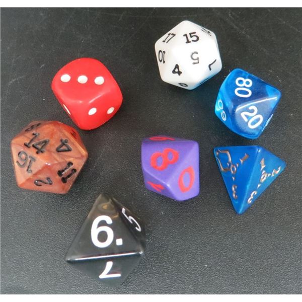 Lot of 7 New Roll playing Game RPG Dice