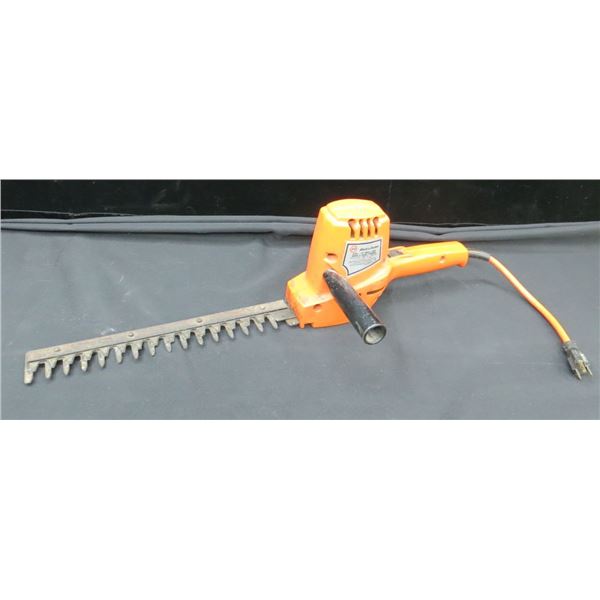 Black & Decker 13" Hedge Trimmer --Tested & Working--