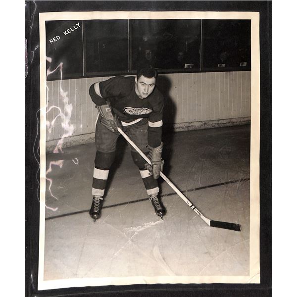 Vintage Original 8x10 Black & White Photo Detroit Red Wings Red Kelly