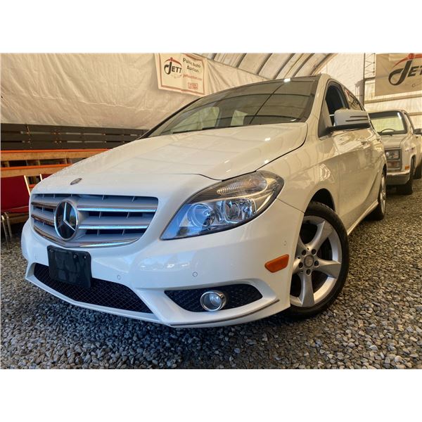 PARKSVILLE - 2014 MERCEDES-BENZ B-CLASS WHITE 174021 KMS - B268551