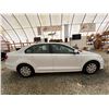 Image 11 : PARKSVILLE - 2015 VOLKSWAGEN JETTA WHITE 214840 KMS - J270040