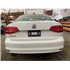Image 17 : PARKSVILLE - 2015 VOLKSWAGEN JETTA WHITE 214840 KMS - J270040