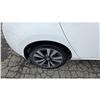 Image 23 : DUNCAN - 2015 NISSAN LEAF WHITE 206747 KMS - J314755