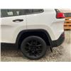 Image 30 : PARKSVILLE - 2014 JEEP CHEROKEE WHITE 164960 KMS - B302629