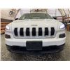 Image 5 : PARKSVILLE - 2014 JEEP CHEROKEE WHITE 164960 KMS - B302629