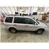 Image 12 : PARKSVILLE - 2003 HONDA PILOT SILVER 375972 KMS - P002179