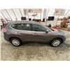 Image 12 : PARKSVILLE - 2016 NISSAN ROGUE GREY 224741 KMS - B808130