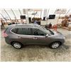 Image 13 : PARKSVILLE - 2016 NISSAN ROGUE GREY 224741 KMS - B808130