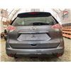 Image 17 : PARKSVILLE - 2016 NISSAN ROGUE GREY 224741 KMS - B808130