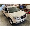 Image 10 : PARKSVILLE - 2010 GMC ACADIA WHITE 196041 KMS - B171787