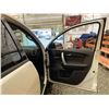 Image 37 : PARKSVILLE - 2010 GMC ACADIA WHITE 196041 KMS - B171787