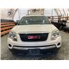 Image 6 : PARKSVILLE - 2010 GMC ACADIA WHITE 196041 KMS - B171787