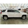 Image 11 : PARKSVILLE - 2010 GMC TERRAIN WHITE  247604 KMS - B383970