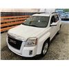 Image 4 : PARKSVILLE - 2010 GMC TERRAIN WHITE  247604 KMS - B383970