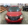 Image 7 : PARKSVILLE - 2008 KIA RONDO RED 111874 KMS - B217417